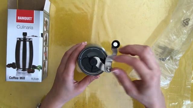 Распаковка ручной-механической кофемолки BANQUET CULINARIA Coffee Mill 15,5 см. смотреть онлайн