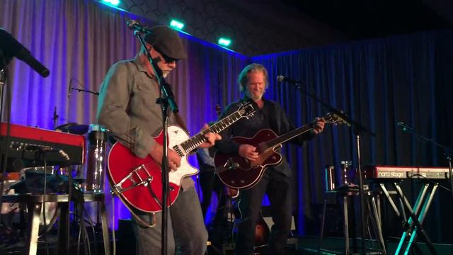 Jeff Bridges and the Abiders смотреть онлайн