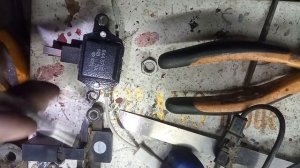 Какая я поборол просадки напряжения. Реле регулятор от шеви нивы, дублирование проводов + и - .