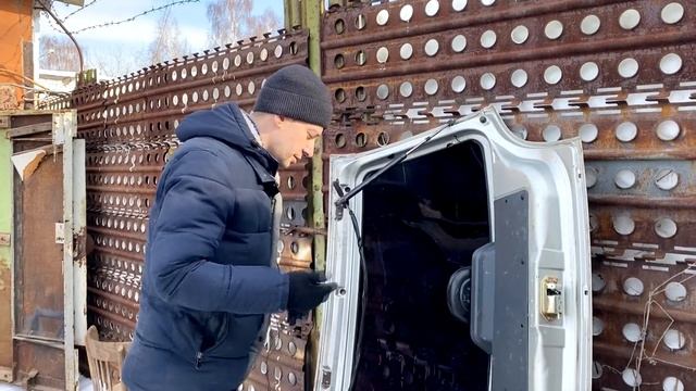 ЖеLтОК 8: КУЗОВНЫЕ ЗАПЧАСТИ смотреть онлайн