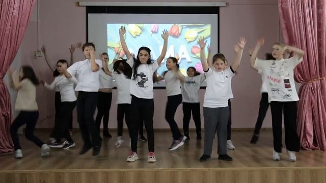 2021.11 С Днём матери! (ролик) смотреть онлайн