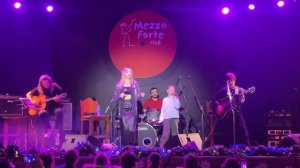 И петь вместе с Людмилой Серебряковой и группой Флорида