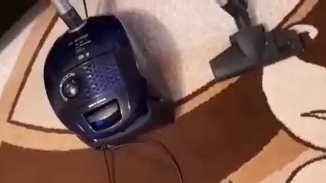 Звук пылесоса.Быстро успокаивает.Релакс смотреть онлайн