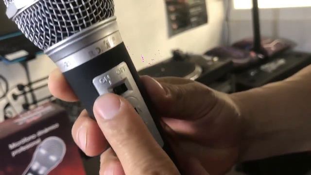 MICROFONO UNI-DIRECCIONAL CON CONTROL DE VOLUMEN MC-213 CHILANGOESHOP смотреть онлайн