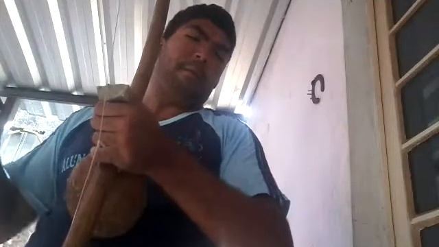 Musica de tocando berimbau na capoeira смотреть онлайн