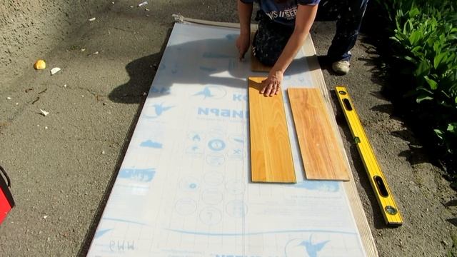 Уличный квартирный холодильник с поликарбоната  Изделие уличная тепличка холодильник долговечный