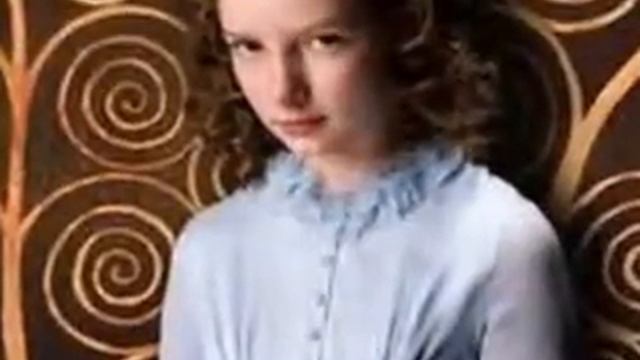 Dakota Blue Richards смотреть онлайн