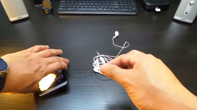 Classic Apple EarPods Review ( Still Worth it ? ) смотреть онлайн