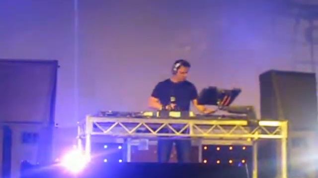 Markus Schulz - We Love Sounds Adel 2010 (Part 2) смотреть онлайн