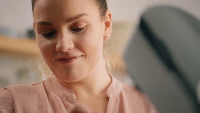 Kenwood Chef Titanium Baker XL смотреть онлайн