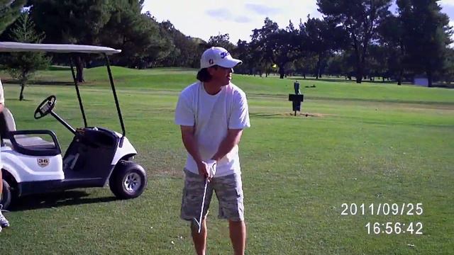 Joe Tomas Steve Tom Golf 1 (9).AVI смотреть онлайн