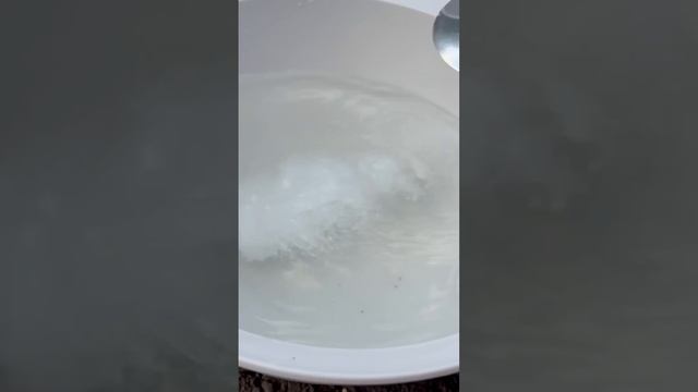 Дайте Соль Чесноку при посадке Осенью! #shorts смотреть онлайн