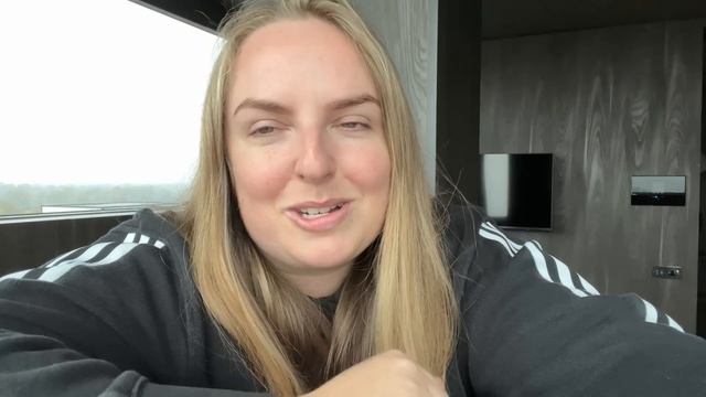 Orland Florida Pre-Travel Day May 2023 ✈️ Bloc Hotel Gatwick Runway Suite смотреть онлайн