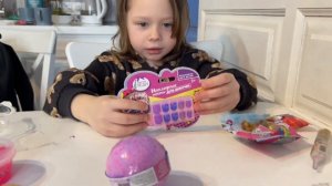 распаковка игрушек из Магнит косметик