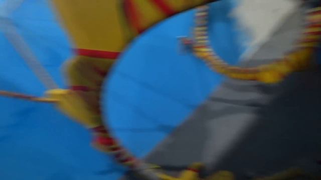 ПОПРЫГАЛИ НА БАТУТАХ! Прыжки в батутной арене VLOG: PashaNastya смотреть онлайн