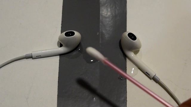 Как почистить наушники Apple. смотреть онлайн