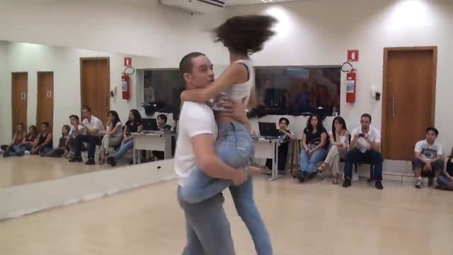 А я несу тебе цветы (красивая песня) смотреть онлайн