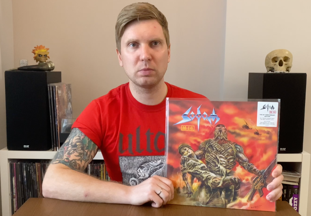 Обзор пластинки Sodom M-16