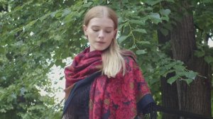 Многоцветный платок из уплотненной шерстяной ткани с шелковой бахромой "Зрелый возраст", вид 18