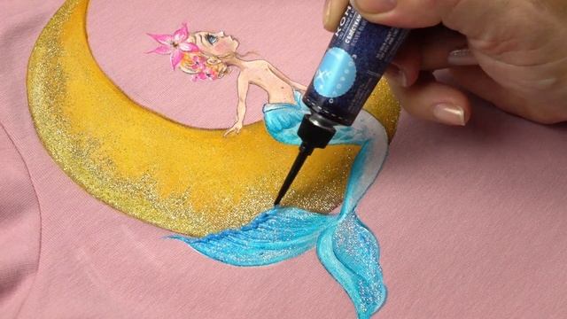 Рисунок с блёстками на одежде. Детская толстовка с рисунком русалочки. смотреть онлайн