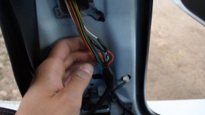 Установка сабвуфера "Урал Ураган АС-У12А" в штатное головное устройство KIA RIO 3