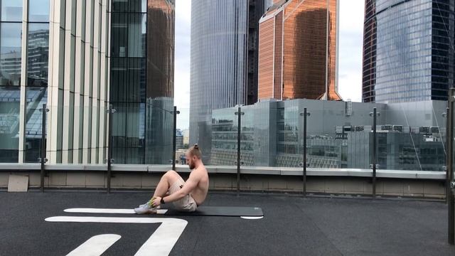 Функциональная тренировка для дома на ноги и пресс. смотреть онлайн
