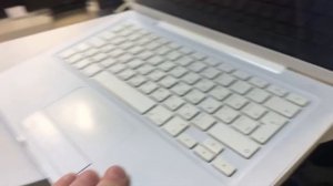Обзор macBook 2009