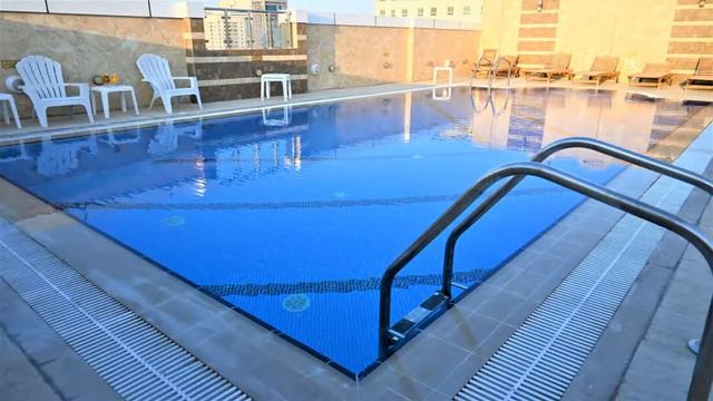 Crystal Plaza Al Majaz Hotel Review Sharjah , United Arab Emirates смотреть онлайн