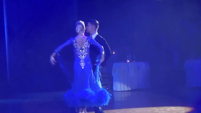 Dmitry Zharkov & Olga Kulikova Show Case 2015 Slow Foxtrot смотреть онлайн