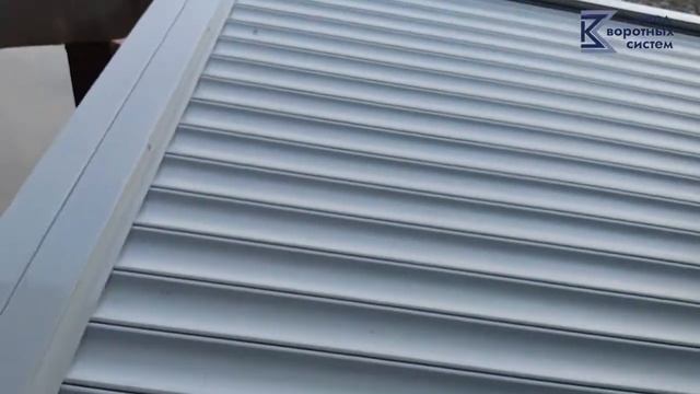 Откатные консольные ворота, заполнение роллетным профилем смотреть онлайн