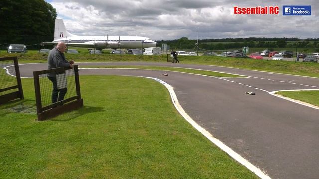 TOO COOL !!! FORMULA 1 (F1) GRAND PRIX MICRO RC RACING CARS смотреть онлайн
