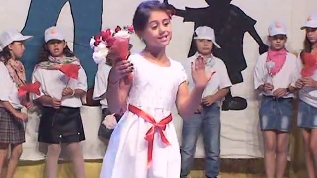 Katerina Jancovska-Buket rozi-Malesevsko zvonce 2013-Berovo смотреть онлайн