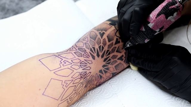 Dotwork How To Make A Tattoo | Time Lapse смотреть онлайн