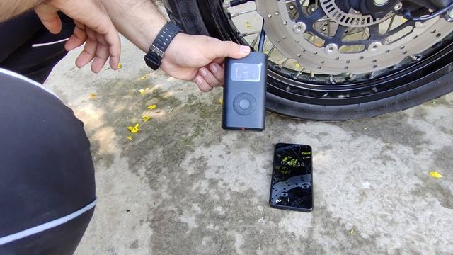 Latest Xiaomi Mi Portable Air Compressor Or Air Inflator Review | Bike, Activa & Cycle Test | #V16