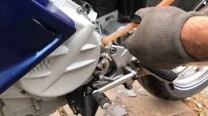 Замена масла BMW F800ST ч 5