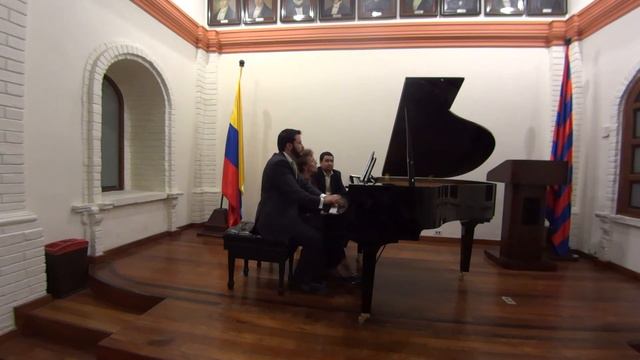 Debussy: Petite Suite, Blanca Uribe y Andrés Roa, piano. смотреть онлайн