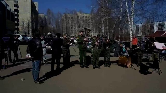 Духовой оркестр кадетской школы 82 Набережные Челны 20 04 14 xvid смотреть онлайн