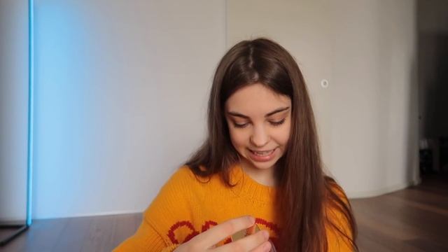 ЧТО В МОЕЙ СУМКЕ/WHAT'S IN MY BAG 2021 смотреть онлайн