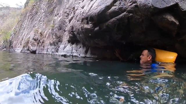 MUST DO in NICARAGUA- Somoto Canyon смотреть онлайн