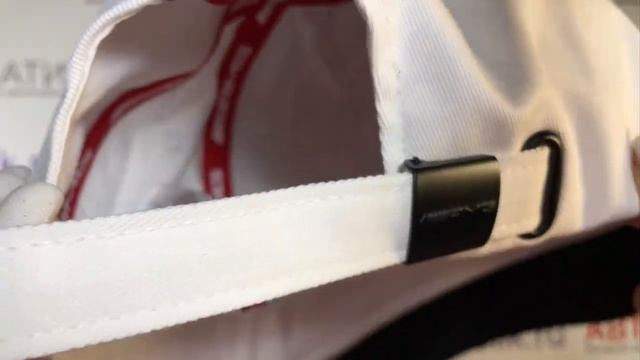 Бейсболка MercedesAMG Cap, MY2021, BlackWhiteRed, артикул B66959210 смотреть онлайн