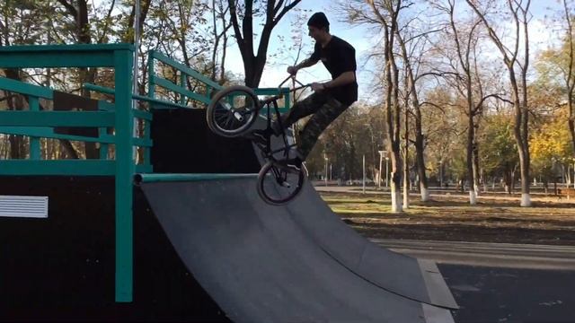 BMX Кочубеевское скейтпарк смотреть онлайн