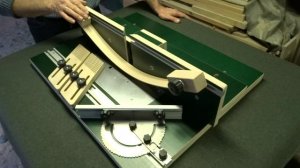 Универсальный мобильный мини стол для циркулярки и фрезера