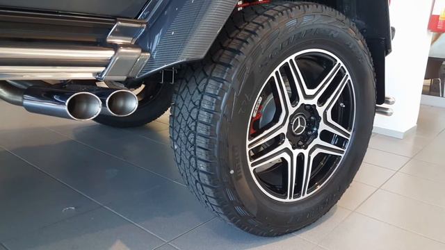 Mercedes Benz G500 4x4^2 смотреть онлайн