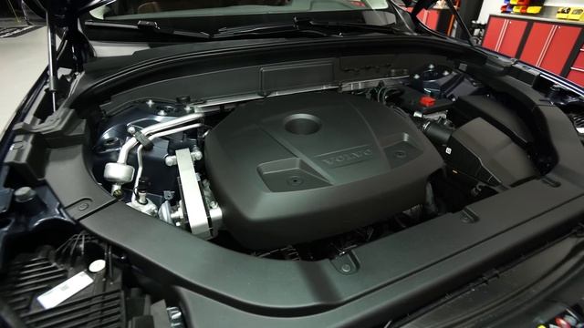 4K Review: 2018 Volvo XC60 Quick Drive | Consumer Reports смотреть онлайн