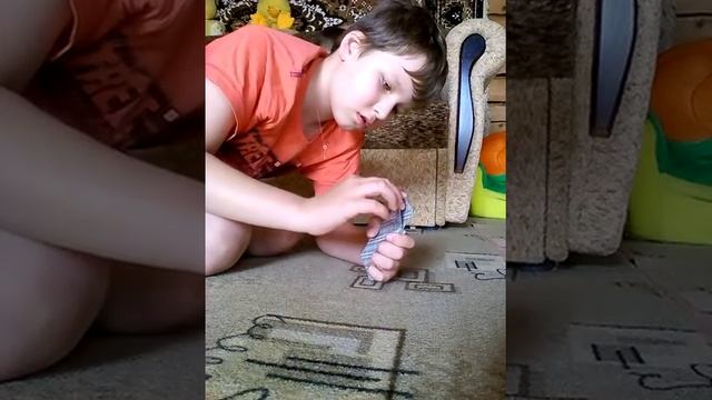 Карточный фокус и рамка из бумаги смотреть онлайн