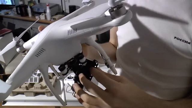 Часть 02 ОБЗОР Фантом 2 гимбал для GoPro и запасная батарея для фантома. PHANTOM 2 смотреть онлайн