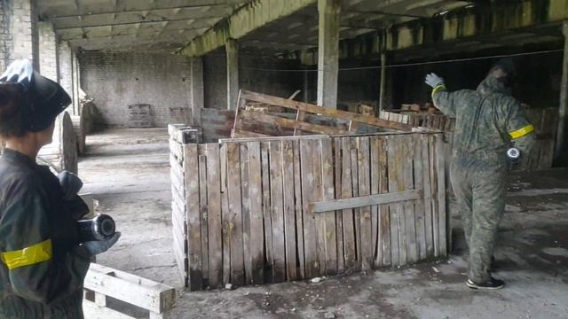 Играем в пейнтбол, отмечаем день рождения Артёма. смотреть онлайн
