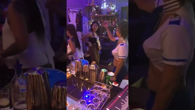 Ices Bar & Tattoo Lounge Nanai Road Patong смотреть онлайн