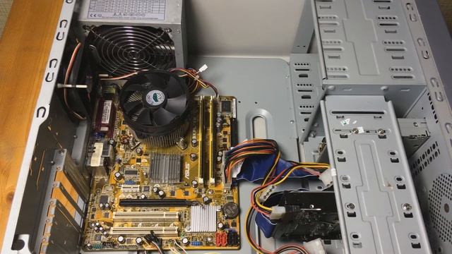 Годный системник за 1000 ₽ смотреть онлайн