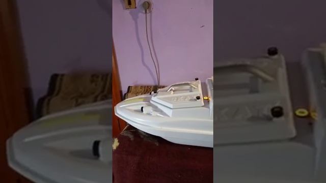 Какого хрена Скат вдруг стал Арго ??? название Sкат оторвали , оригинал тоже и телефон.... смотреть онлайн